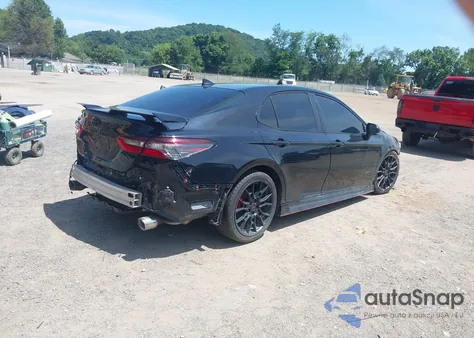 2021 Toyota Camry Trd z USA, uszkodzony, nr VIN 4T1KZ1AK5MU051265